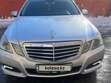 Mercedes-Benz E 200 2010 годаүшін6 960 000 тг. в Астана – фото 2