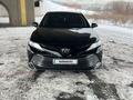 Toyota Camry 2020 года за 14 700 000 тг. в Алматы – фото 2