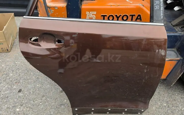 Дверь Toyota Venza за 350 000 тг. в Атырау