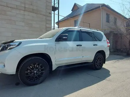 Toyota Land Cruiser Prado 2015 года за 21 500 000 тг. в Алматы – фото 11