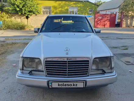 Mercedes-Benz E 230 1991 года за 1 700 000 тг. в Шымкент – фото 3