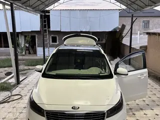 Kia Carnival, 2015