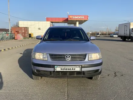 Volkswagen Passat 1997 года за 1 900 000 тг. в Астана