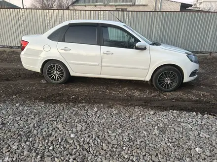 ВАЗ (Lada) Granta 2190 2019 года за 4 600 000 тг. в Актобе – фото 2