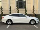 Chevrolet Malibu 2022 годаүшін12 500 000 тг. в Алматы – фото 4