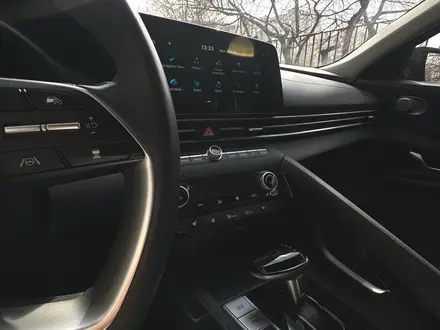 Hyundai Elantra 2023 года за 8 100 000 тг. в Алматы – фото 6
