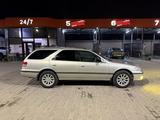 Toyota Mark II Qualis 2000 года за 3 800 000 тг. в Алматы – фото 3
