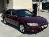 Toyota Camry 1998 года за 3 100 000 тг. в Туркестан – фото 2