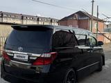 Toyota Alphard 2013 года за 8 300 000 тг. в Актау – фото 2