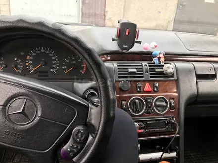 Mercedes-Benz E 230 1996 года за 2 450 000 тг. в Тараз – фото 8