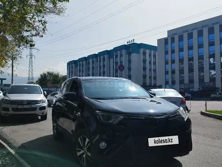 Toyota RAV4 2018 года за 14 000 000 тг. в Алматы – фото 10