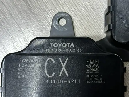 Датчик мертвой зоны Toyota Camry за 120 000 тг. в Астана – фото 2