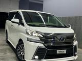 Toyota Vellfire 2016 года за 12 000 000 тг. в Атырау