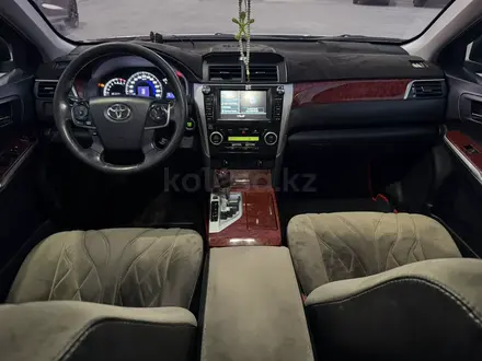 Toyota Camry 2013 года за 8 700 000 тг. в Шымкент – фото 13