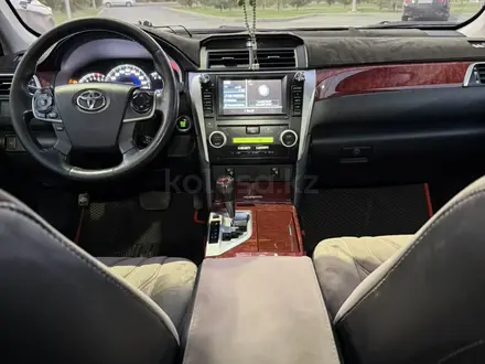 Toyota Camry 2013 года за 8 700 000 тг. в Шымкент – фото 14
