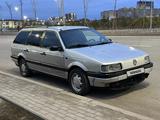 Volkswagen Passat 1991 года за 1 300 000 тг. в Астана – фото 2