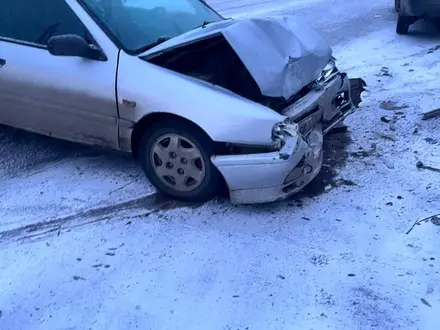 Nissan Primera 1992 года за 450 000 тг. в Караганда – фото 2