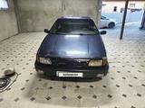 Volkswagen Passat 1990 годаfor1 000 000 тг. в Шымкент