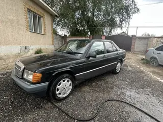 Mercedes-Benz 190