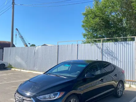 Hyundai Elantra 2017 года за 3 800 000 тг. в Уральск – фото 5