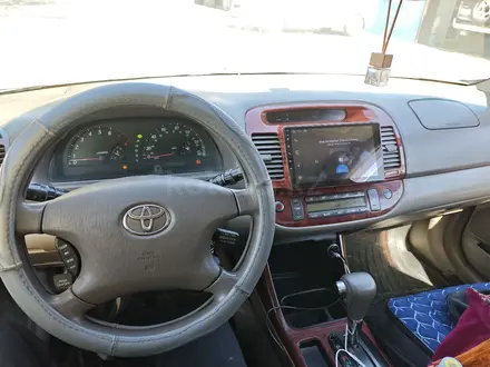 Toyota Camry 2003 года за 4 400 000 тг. в Семей – фото 5