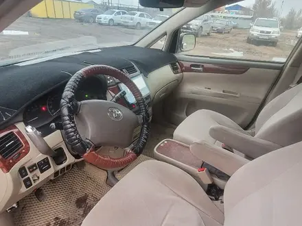 Toyota Ipsum 2004 года за 4 300 000 тг. в Уральск – фото 3
