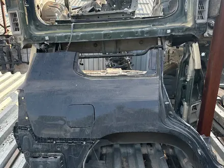 Заднее крыло за 100 000 тг. в Алматы