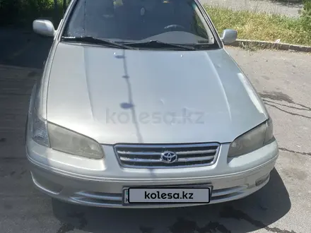 Toyota Camry 2000 года за 3 100 000 тг. в Шымкент – фото 4