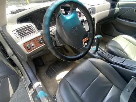 Toyota Camry 2000 года за 3 100 000 тг. в Шымкент – фото 5