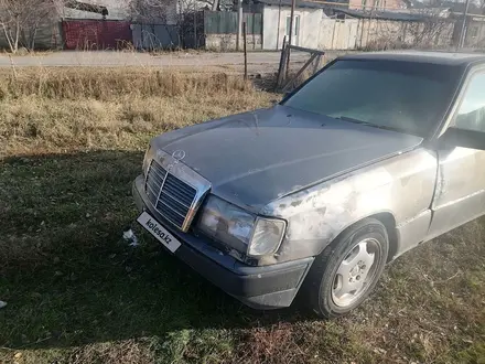 Mercedes-Benz E 260 1990 года за 500 000 тг. в Алматы – фото 3