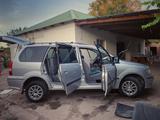 Mitsubishi Space Wagon 2001 года за 1 800 000 тг. в Мерке – фото 3