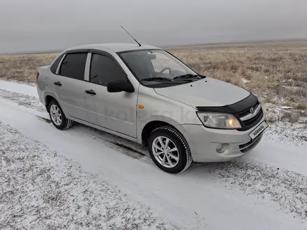 ВАЗ (Lada) Granta 2190 2013 года за 3 000 000 тг. в Актобе – фото 2