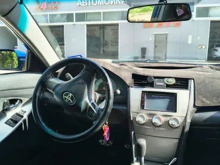 Toyota Camry 2011 года за 3 900 000 тг. в Актобе – фото 3
