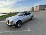 Mercedes-Benz E 320 1993 года за 2 200 000 тг. в Кокшетау