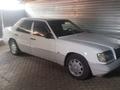 Mercedes-Benz E 250 1994 года за 1 700 000 тг. в Жезказган