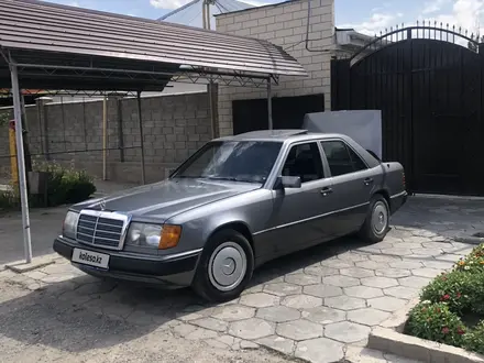 Mercedes-Benz E 230 1990 года за 2 350 000 тг. в Тараз – фото 3