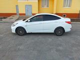 Hyundai Solaris 2011 года за 3 600 000 тг. в Актобе – фото 4