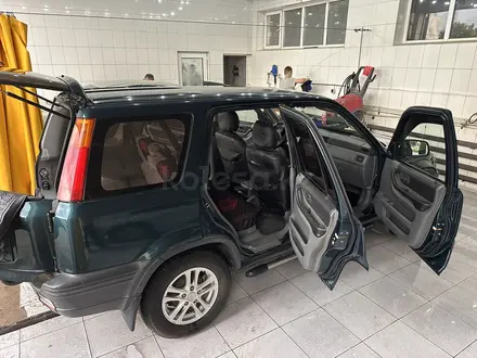 Honda CR-V 1999 года за 3 600 000 тг. в Алматы – фото 9