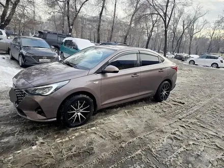 Hyundai Accent 2020 года за 7 840 000 тг. в Алматы – фото 2