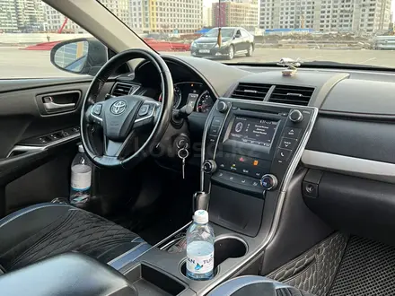 Toyota Camry 2016 года за 9 000 000 тг. в Астана – фото 20