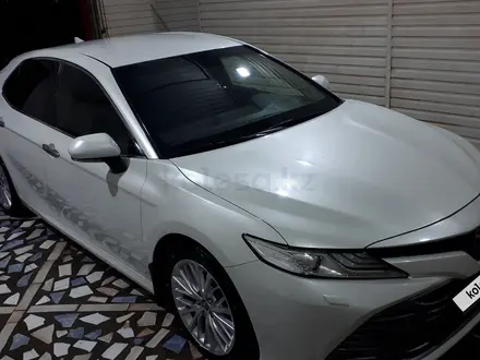 Toyota Camry 2018 года за 15 200 000 тг. в Кызылорда – фото 3