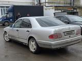 Mercedes-Benz E 200 1996 годаүшін2 200 000 тг. в Костанай – фото 4