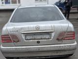 Mercedes-Benz E 200 1996 годаүшін2 200 000 тг. в Костанай – фото 5