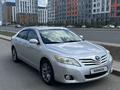 Toyota Camry 2011 годаүшін4 900 000 тг. в Астана – фото 2