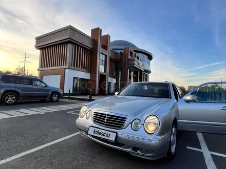 Mercedes-Benz E 320 2000 года за 4 500 000 тг. в Сарыагаш – фото 2