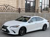 Lexus ES 250 2022 года за 21 600 000 тг. в Шымкент