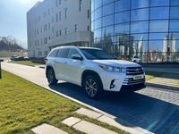 Toyota Highlander 2018 года за 18 500 000 тг. в Алматы
