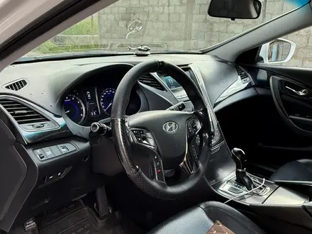 Hyundai Grandeur 2013 года за 7 000 000 тг. в Шымкент – фото 9