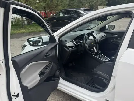 Chevrolet Onix 2023 года за 6 100 000 тг. в Алматы – фото 9
