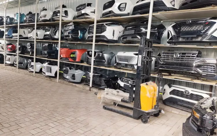 Ноускат/фары/бампер Original за 100 100 тг. в Астана